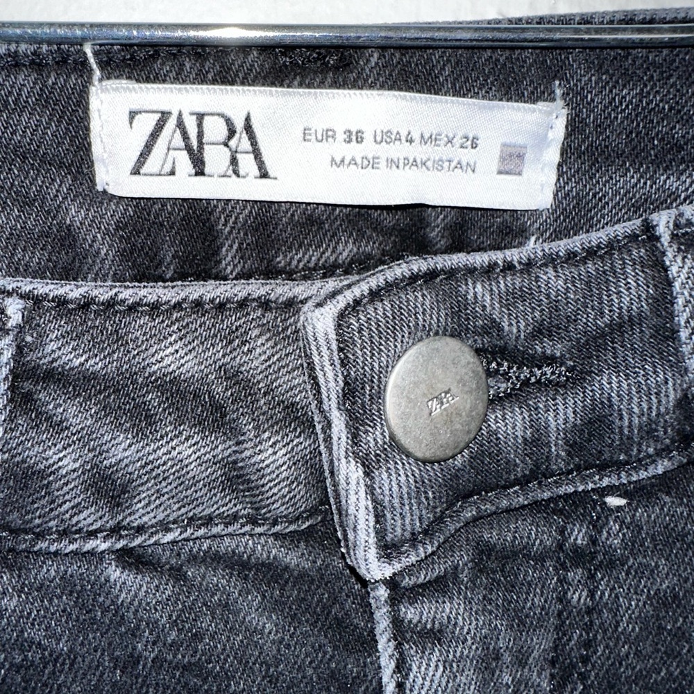 Zara Black Flare Women's Jeans - Picture 2 of 4
